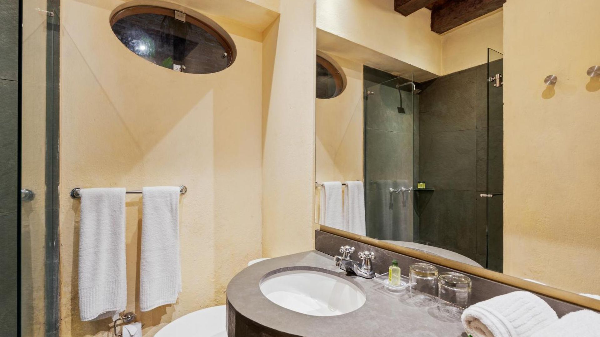 Reve Hotel Cartagena