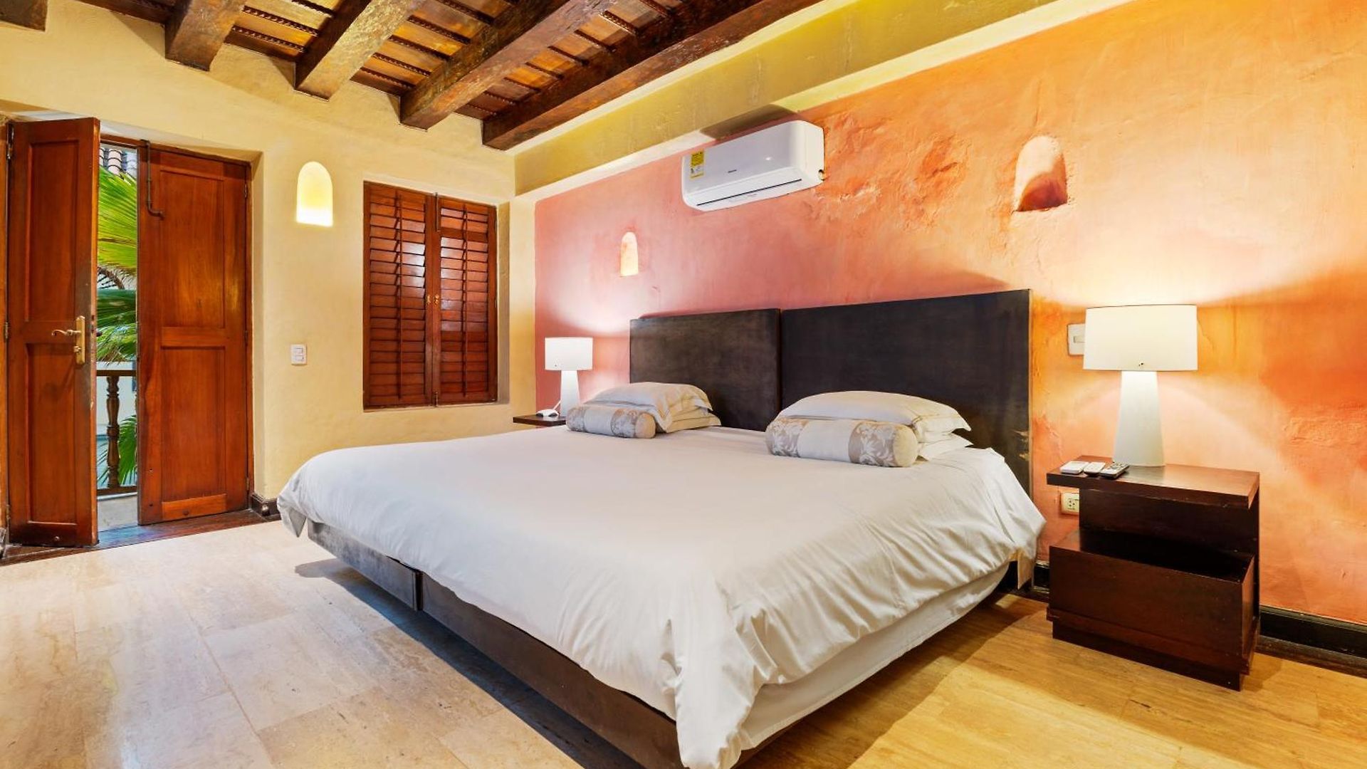 Hotel Reve 3*