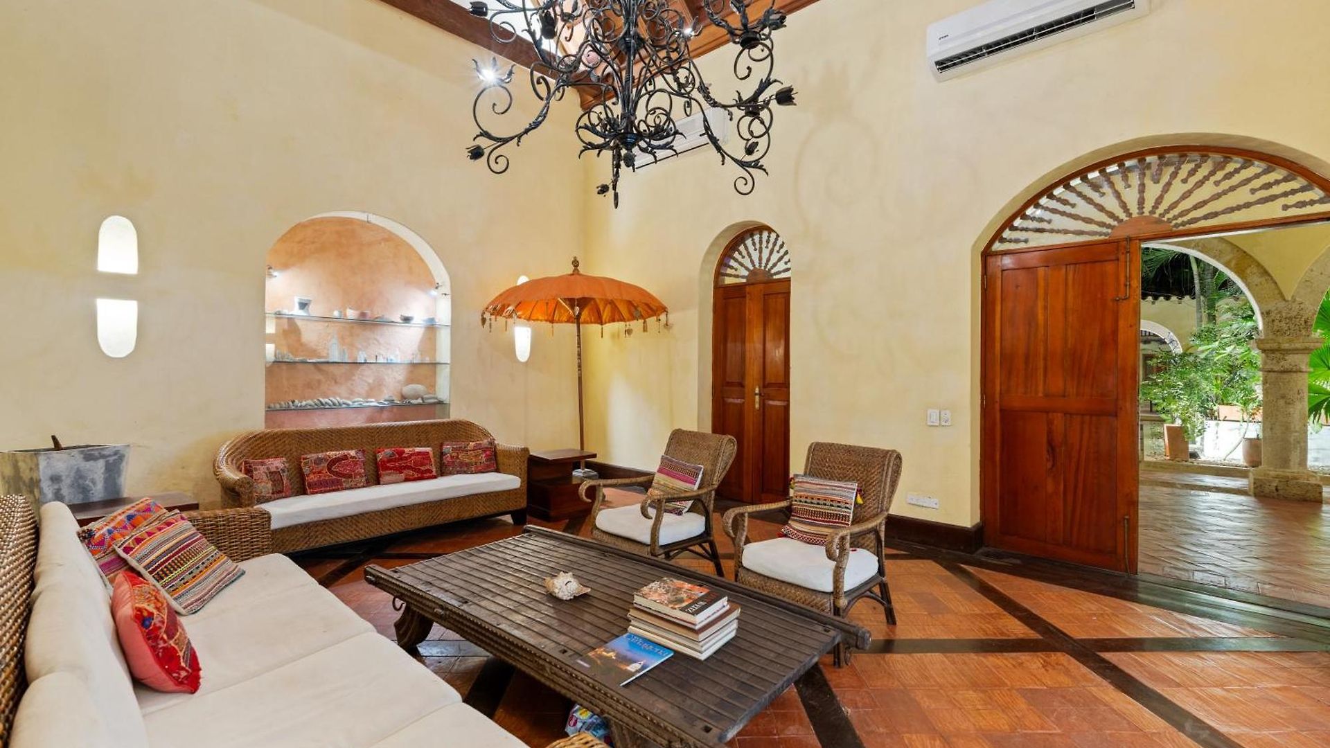 Reve Hotel Cartagena