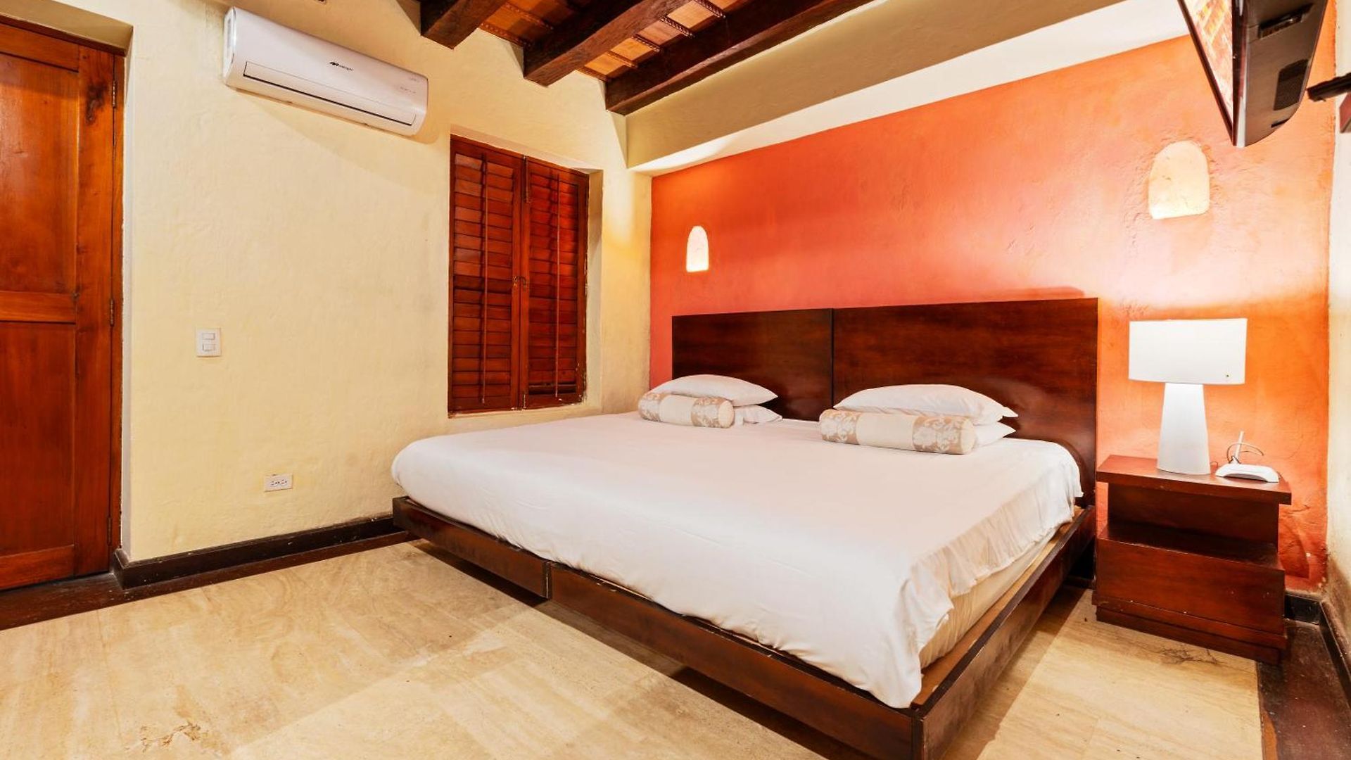 Hotel Reve 3*