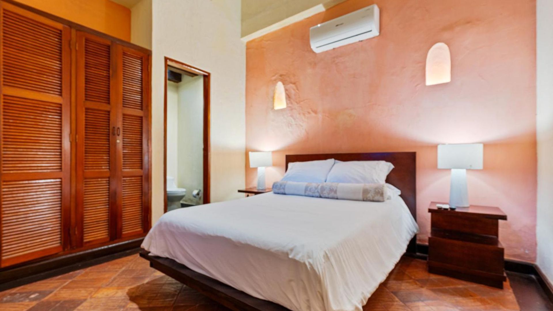 Hotel Reve