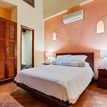 Hotel Reve