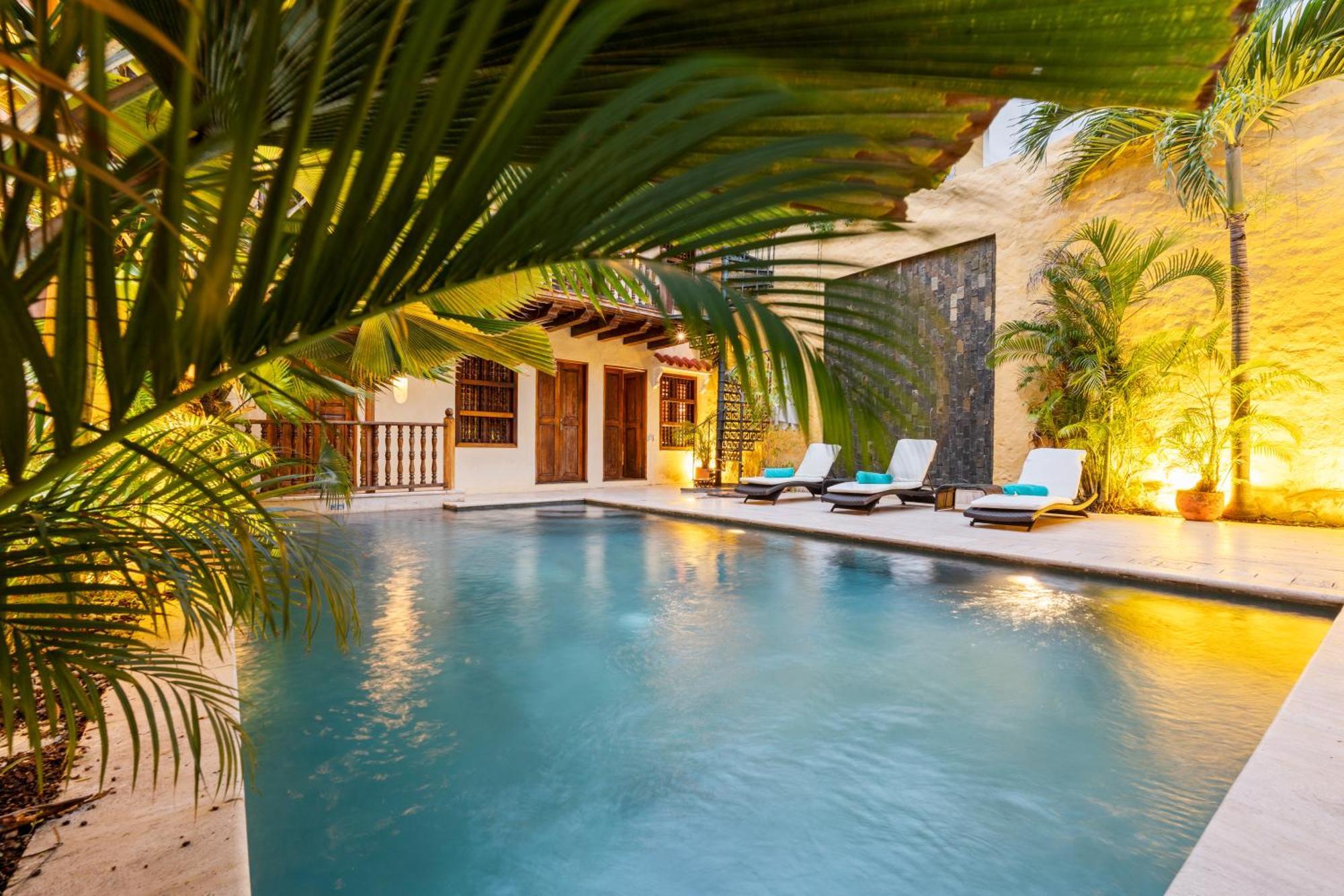 Hotel Reve