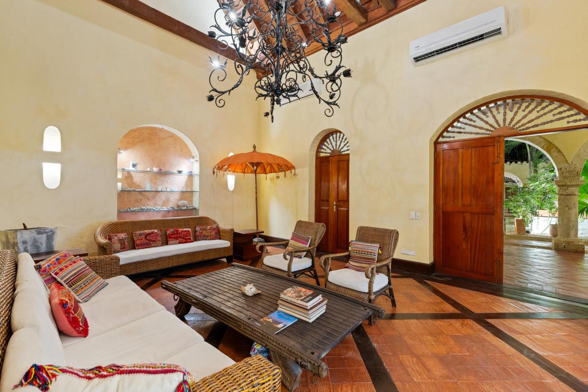 Reve Hotel Cartagena